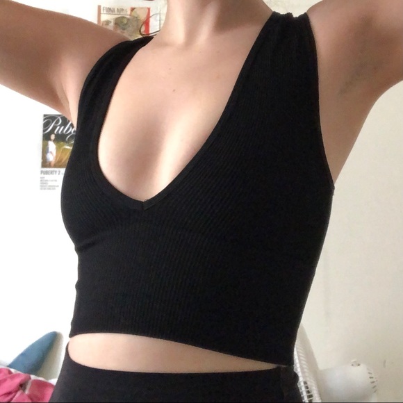SOLD ON DEPOP @ winedark / crop top - Picture 3 of 3